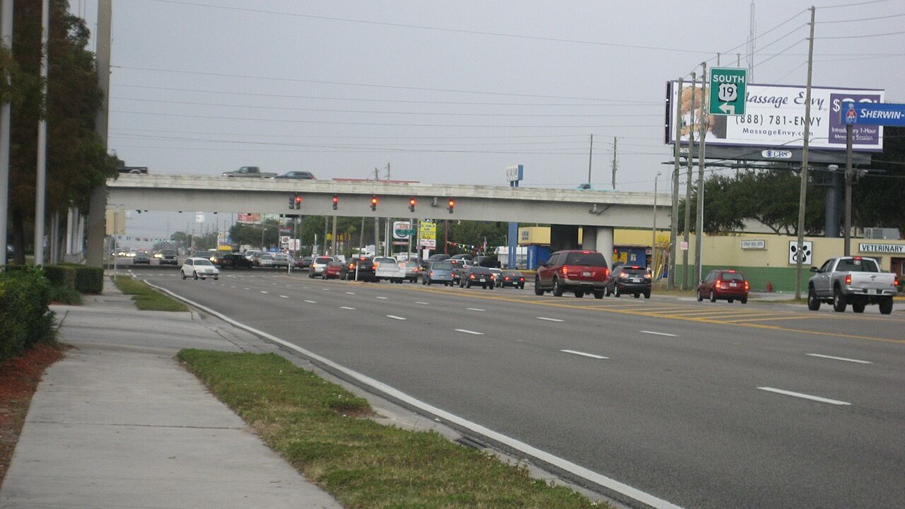 Countryside, FL — US 19 at SR 580 (Countryside interchange) looking west. Public domain photo Rko202.