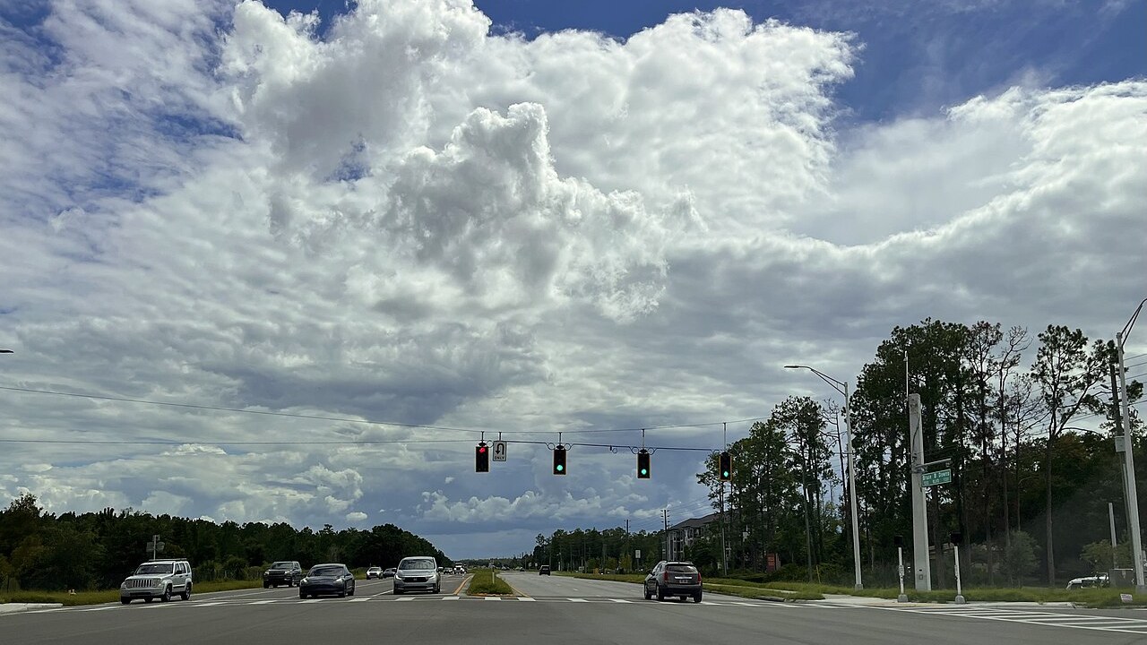 Wesley Chapel, FL — Bruce B. Downs Blvd. Photo LittleT889, CC0.